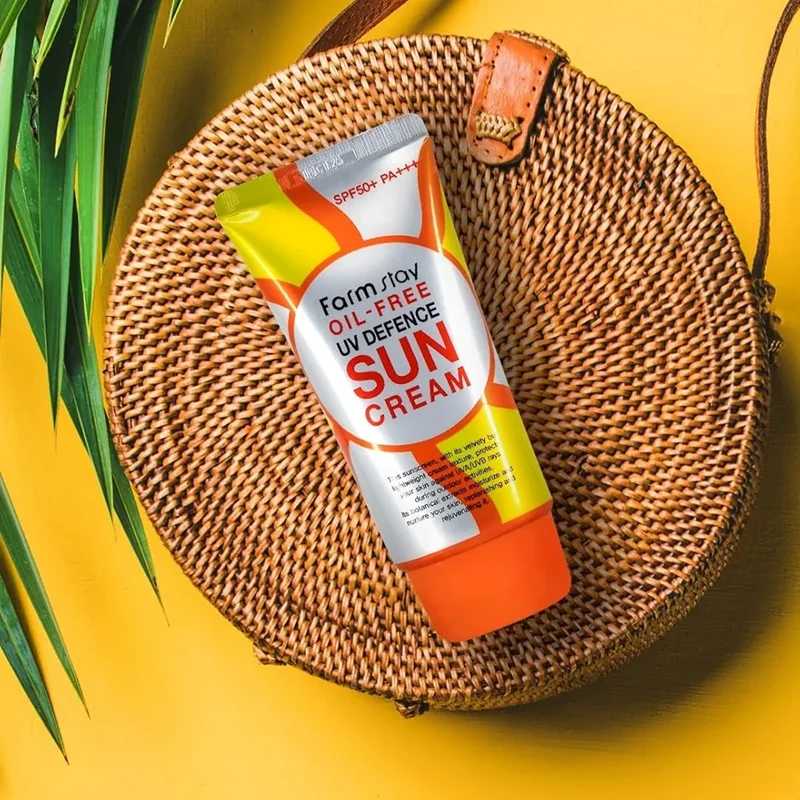 ضدآفتاب Oil-Free UV Defense فارم استی